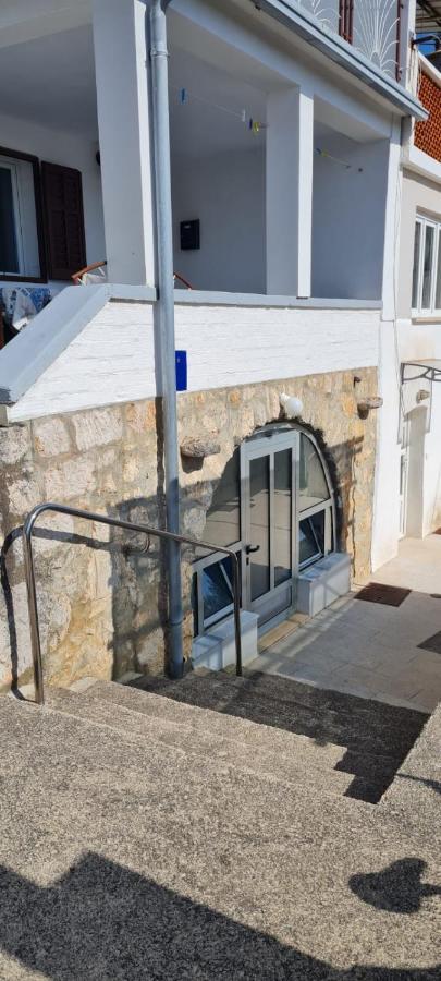 Apartman Lucija Punat Exterior foto